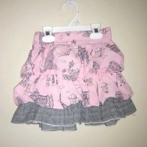 Girl cut ruffled skirt size 7 pink & black